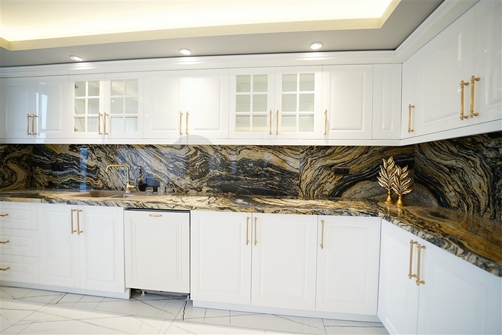 A unique villa with panoramic views of Alanya