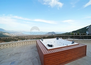 A unique villa with panoramic views of Alanya