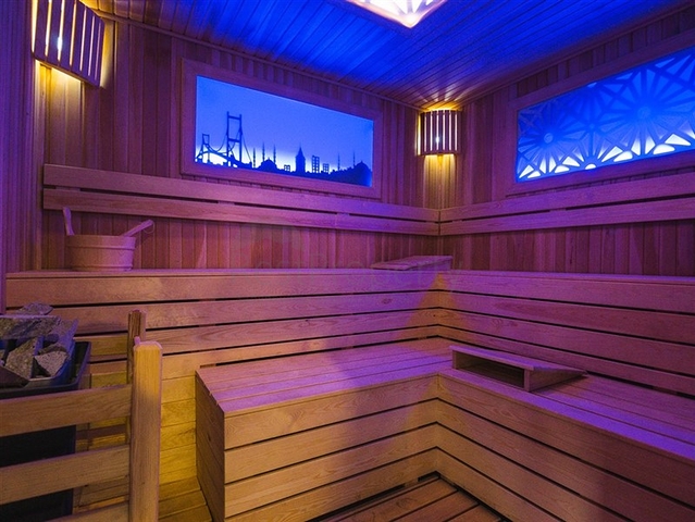 One-bedroom apartment in a complex on the first line in Kestel district