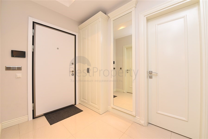 One-bedroom apartment in a complex on the first line in Kestel district