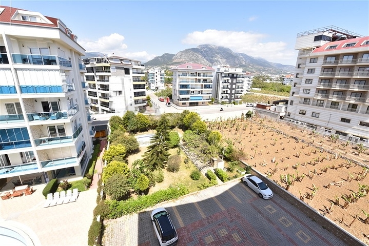 Apartment 3+1 with sea view