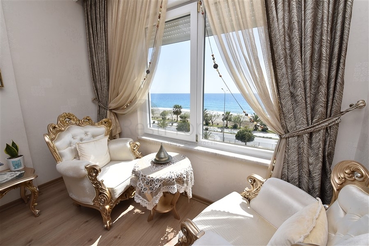 Apartment 3+1 with sea view
