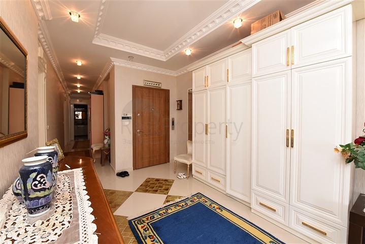 Apartment 3+1 with sea view