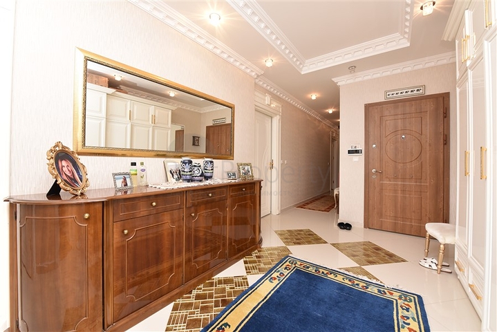 Apartment 3+1 with sea view