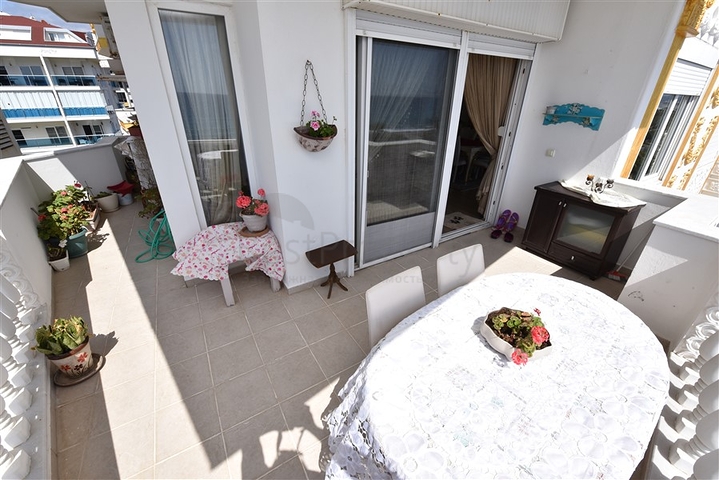 Apartment 3+1 with sea view