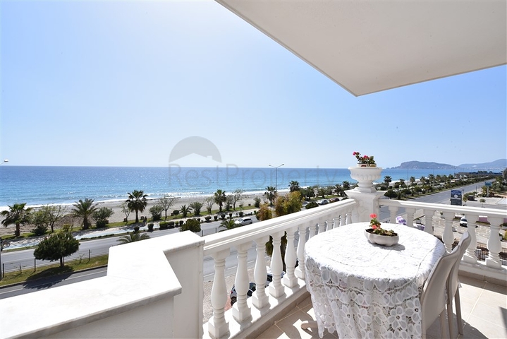 Apartment 3+1 with sea view