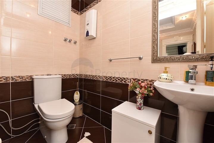 Apartment 3+1 with sea view