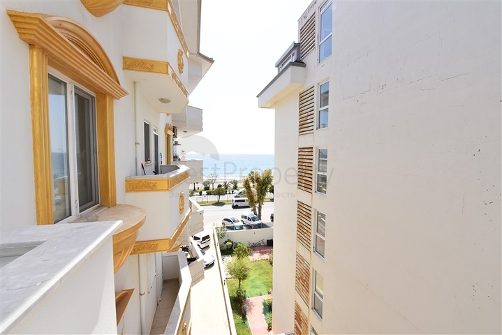 Apartment 3+1 with sea view