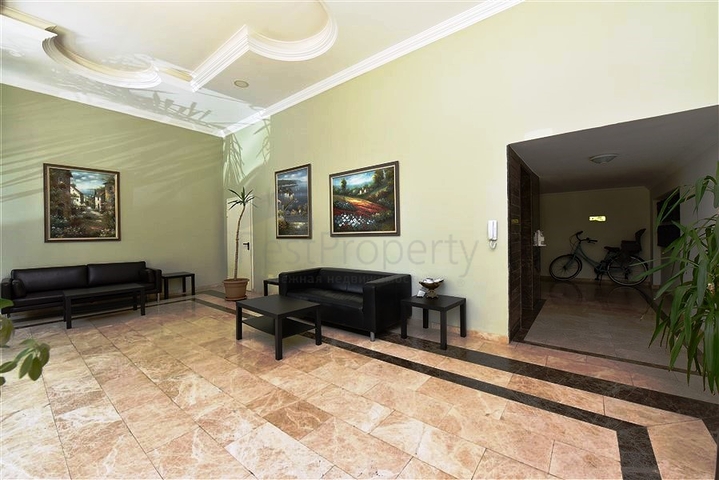 5+1 penthouse in Oba area, 600 m from the sea