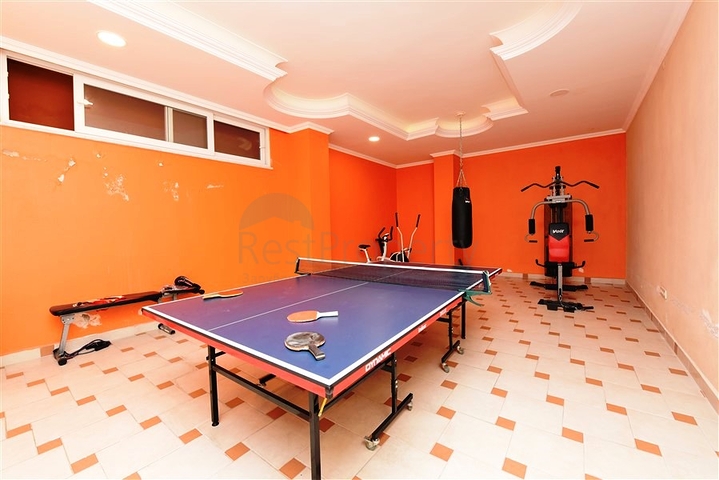 5+1 penthouse in Oba area, 600 m from the sea