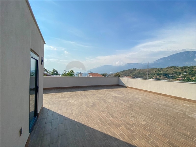 Villas in the new Kargicak complex