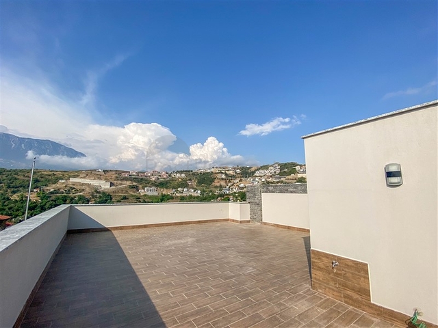 Villas in the new Kargicak complex