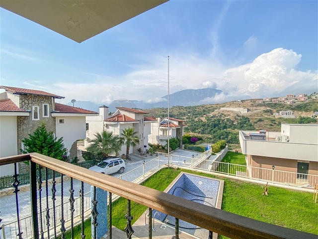 Villas in the new Kargicak complex