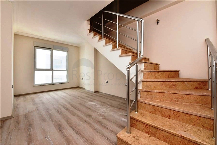 Mountain view penthouse in Mahmutlar area