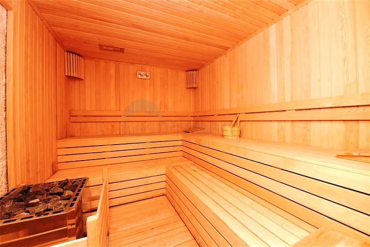 Mountain view penthouse in Mahmutlar area