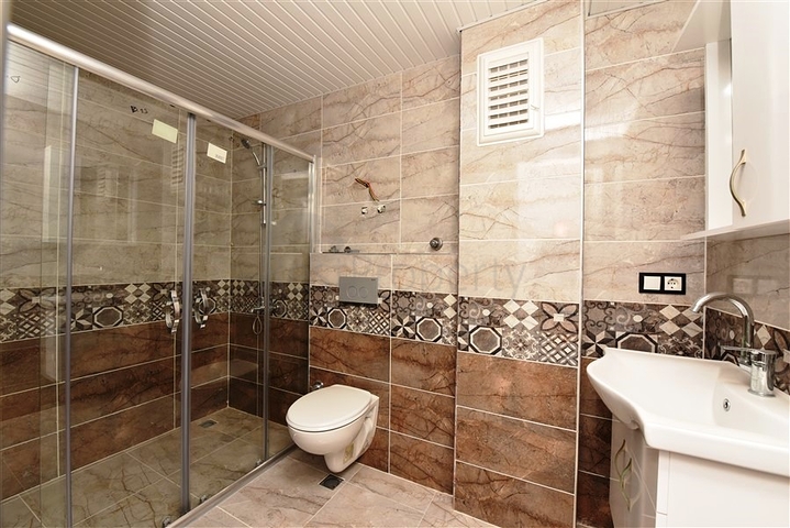 Mountain view penthouse in Mahmutlar area