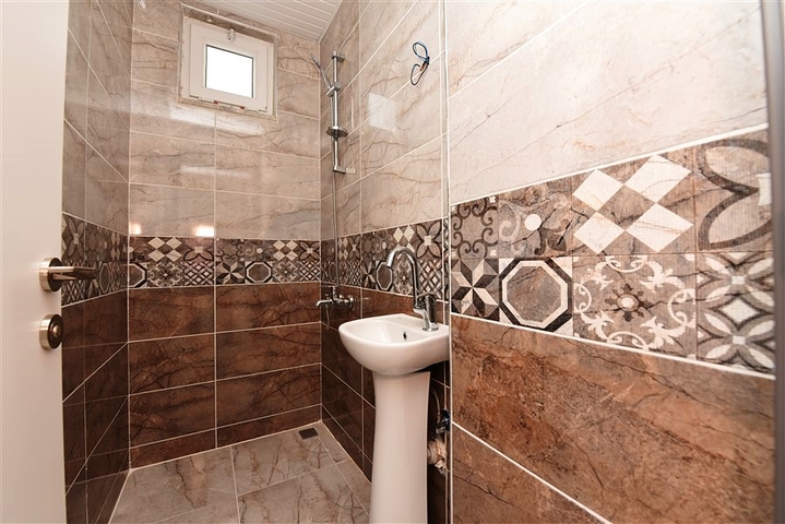 Mountain view penthouse in Mahmutlar area