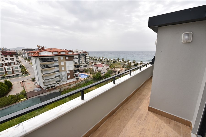 2+1 penthouse for sale with sea view in Kestel area