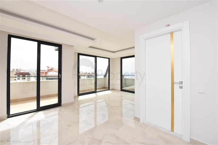2+1 penthouse for sale with sea view in Kestel area