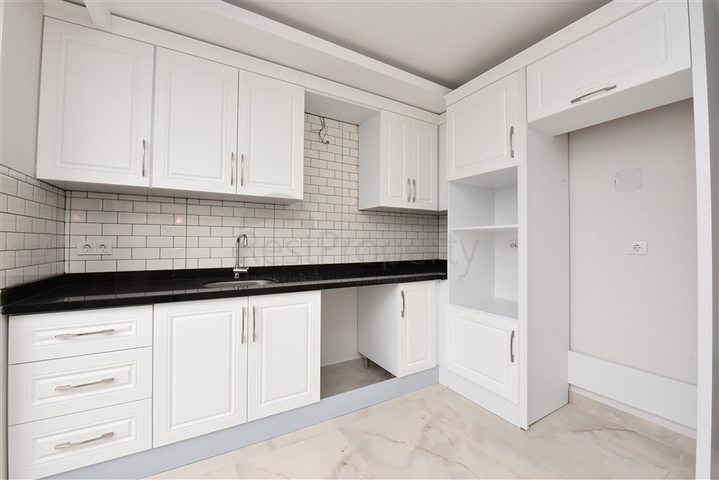 2+1 penthouse for sale with sea view in Kestel area