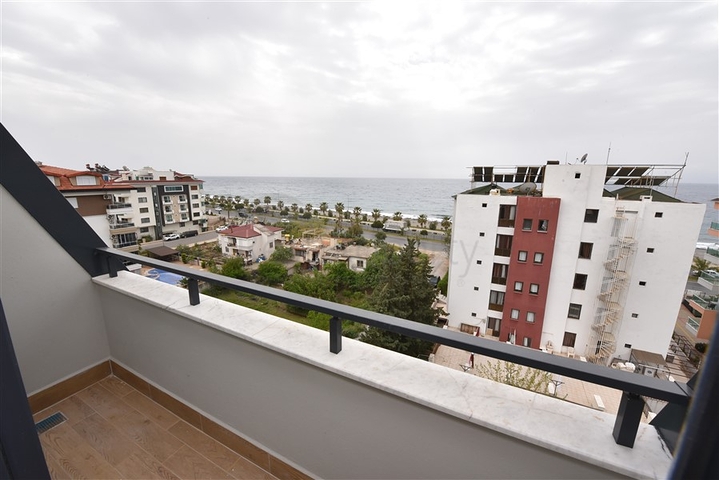 2+1 penthouse for sale with sea view in Kestel area