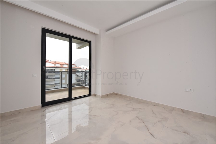 2+1 penthouse for sale with sea view in Kestel area