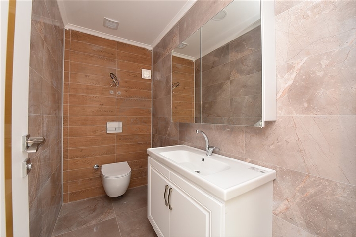 2+1 penthouse for sale with sea view in Kestel area