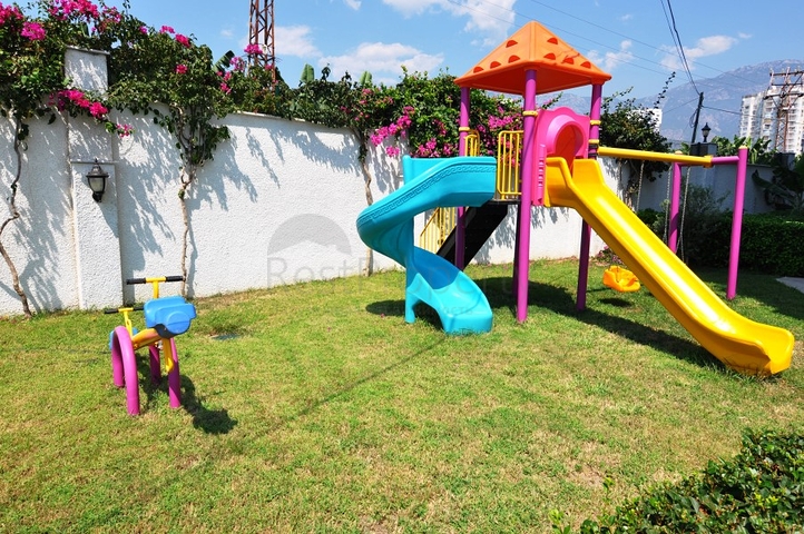 Well managed complex - 2 bedroom Apt - furnished - In Mahmutlar / Alanya 