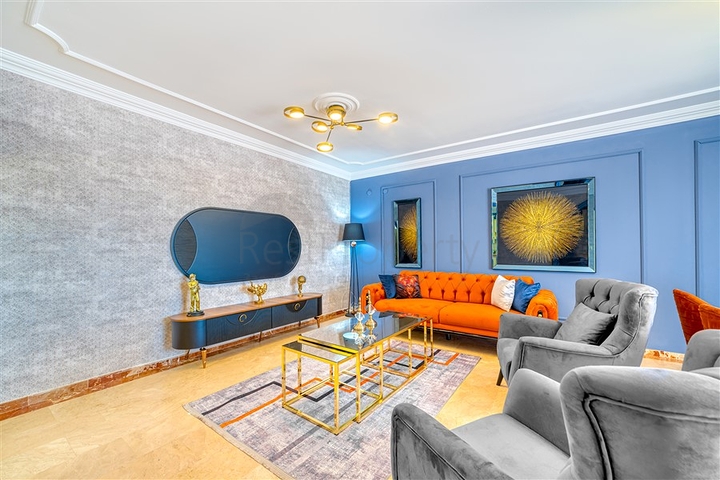 High floor -2 bedroom apt -in Mahmutlar / Alanya 