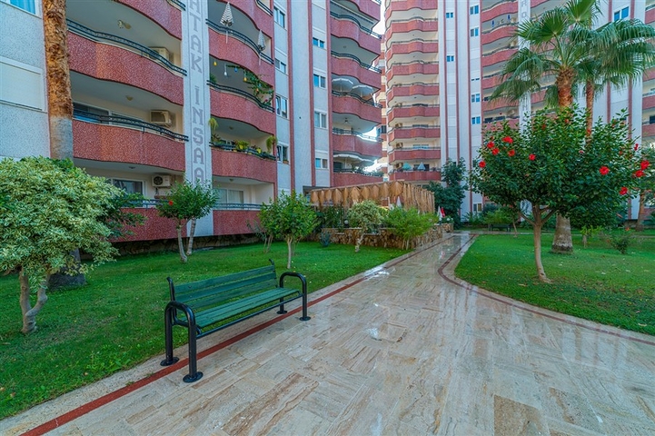 High floor -2 bedroom apt -in Mahmutlar / Alanya 