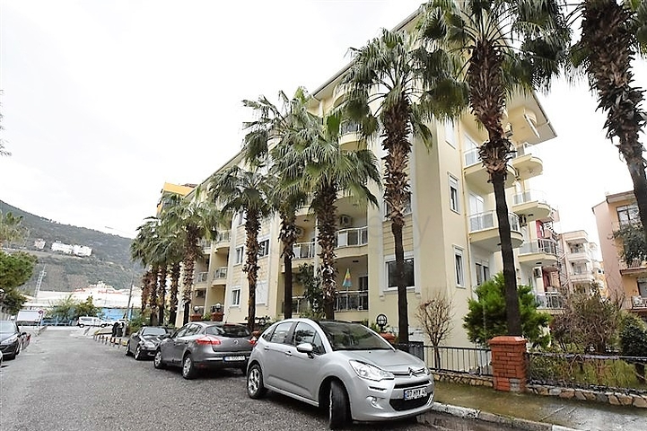 1+1 apartment in the center of Alanya 