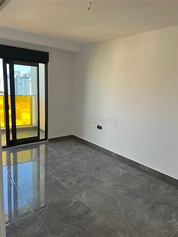 One-bedroom apartment in a new residential complex in Avsallar district