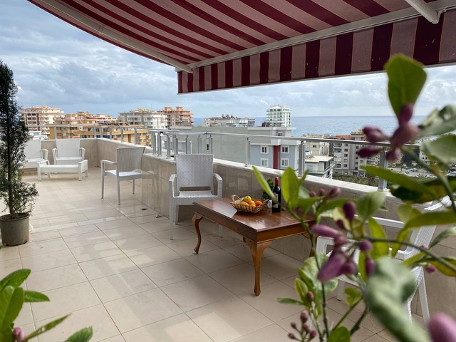 2+1 apartment in Mahmutlar district