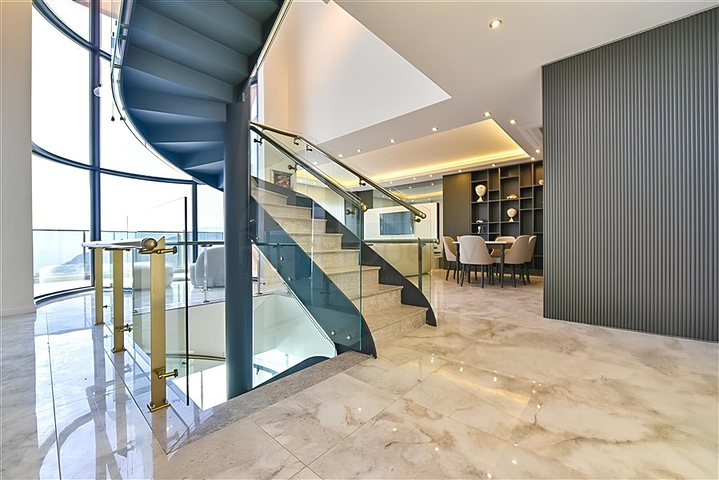 Villas with stunning views in the Bektash area