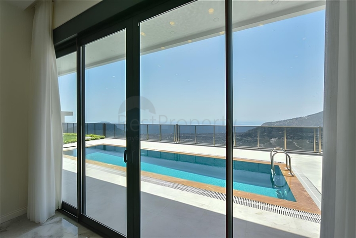 Villas with stunning views in the Bektash area