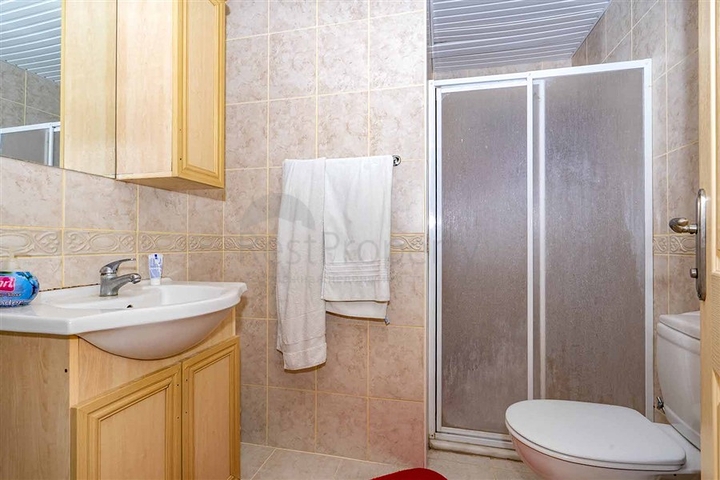 Spacious 4+1 penthouse for a large family