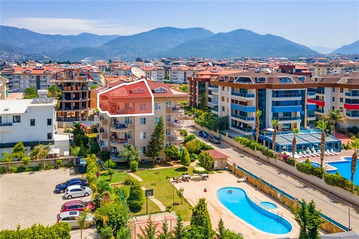 Spacious 4+1 penthouse for a large family