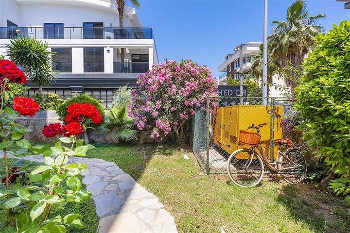 Spacious 4+1 penthouse for a large family