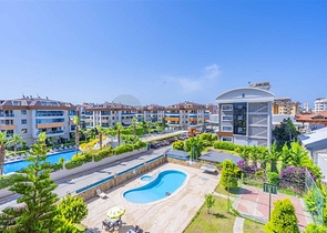 Spacious 4+1 penthouse for a large family