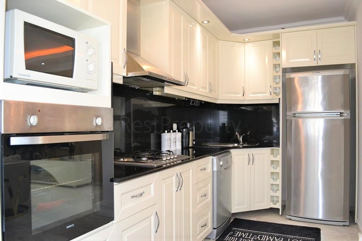 2+1 apartment with sea view in Mahmutlar district