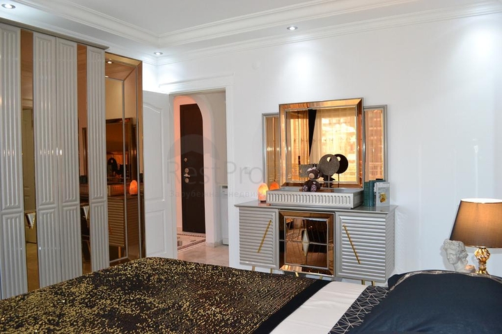 2+1 apartment with sea view in Mahmutlar district