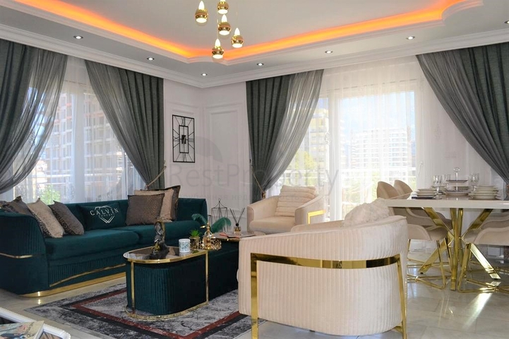 2+1 apartment with sea view in Mahmutlar district