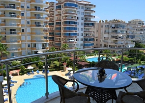 2+1 apartment with sea view in Mahmutlar district