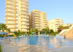 2+1 apartment with sea view in Mahmutlar district