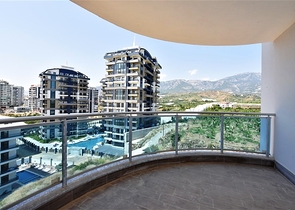 One-bedroom apartment with panoramic mountain views in the Mahmutlar area