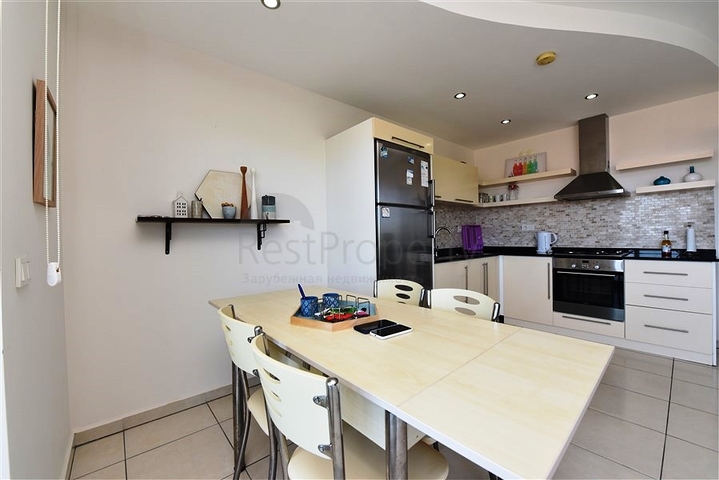 Apartment 2+1 with sea view Apartment 2+1 with sea view