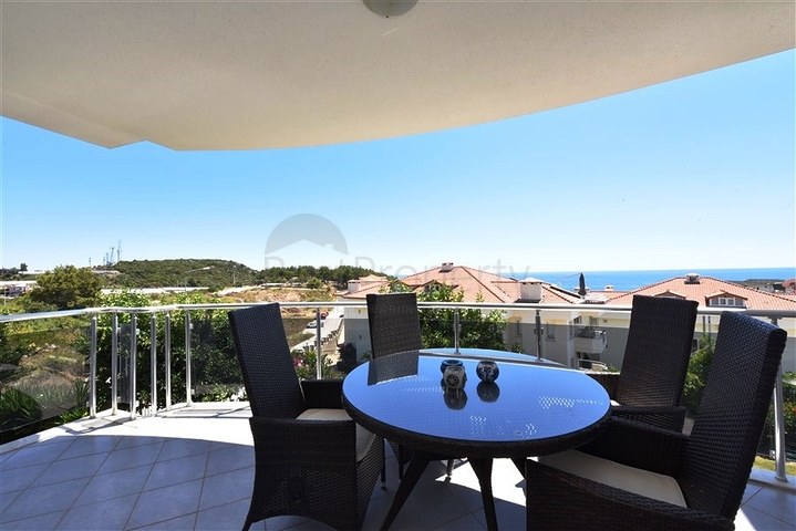 Apartment 2+1 with sea view Apartment 2+1 with sea view