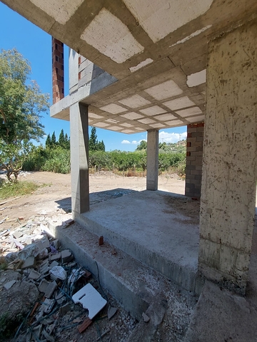 Attractive villas surrounded by lush nature