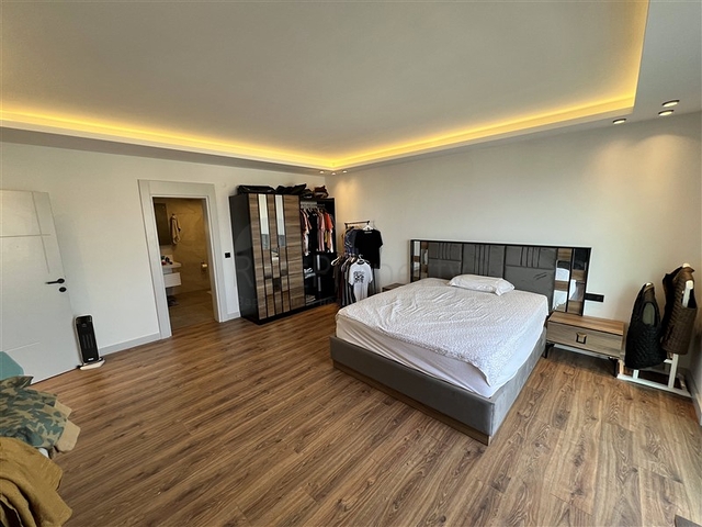 4+1 Penthouse in Mahmutlar