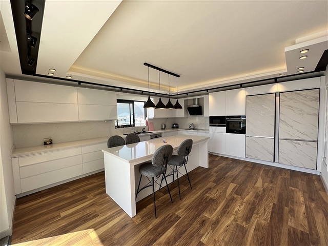 4+1 Penthouse in Mahmutlar